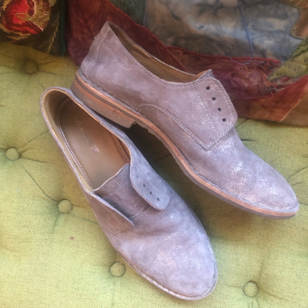Trask Women's Gray Suede Flats